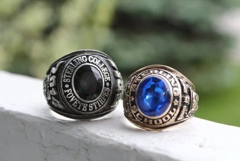 When to Stop Wearing Class Ring?